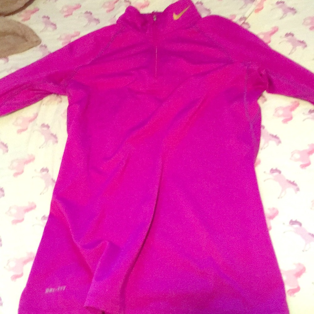 nike pro combat pullover